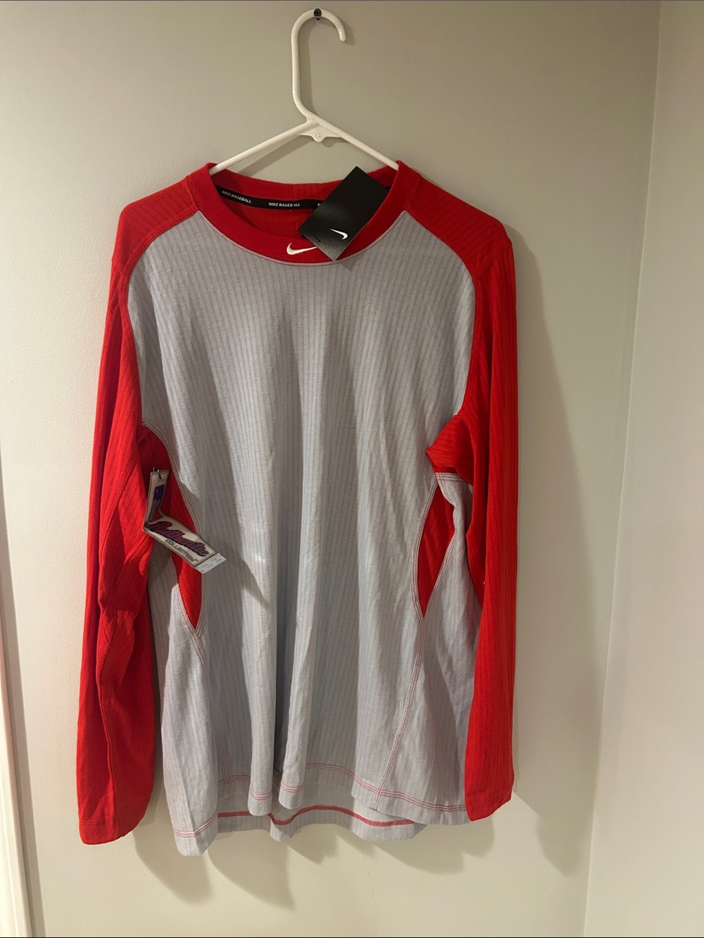 Nike Men’s Long-Sleeve Performance Tee - Red & Light Gray